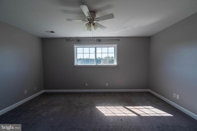 395 MASON FARM DR, Kearneysville, WV 25430