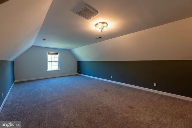 395 MASON FARM DR, Kearneysville, WV 25430