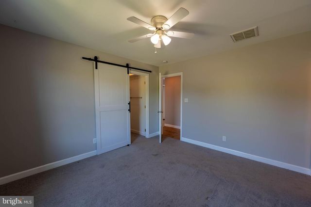 395 MASON FARM DR, Kearneysville, WV 25430