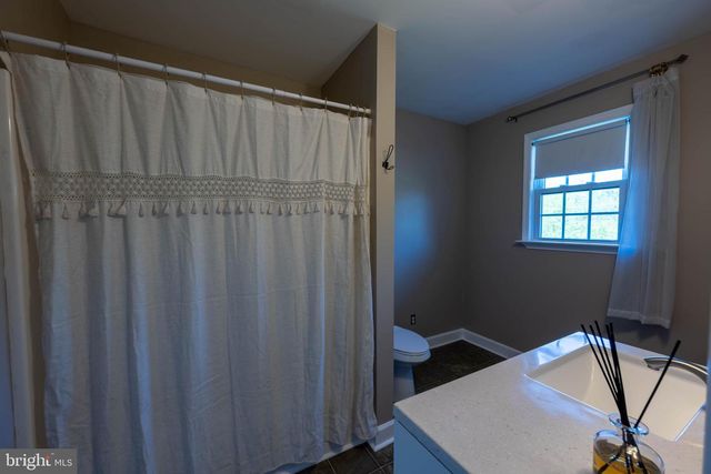 395 MASON FARM DR, Kearneysville, WV 25430