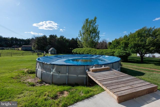 395 MASON FARM DR, Kearneysville, WV 25430