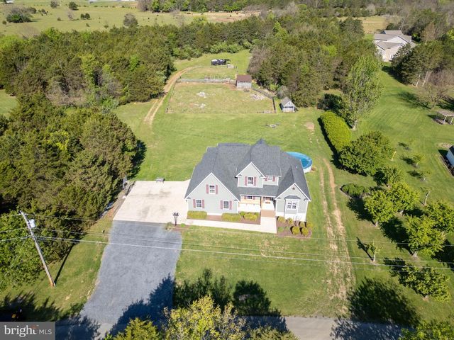 395 MASON FARM DR, Kearneysville, WV 25430