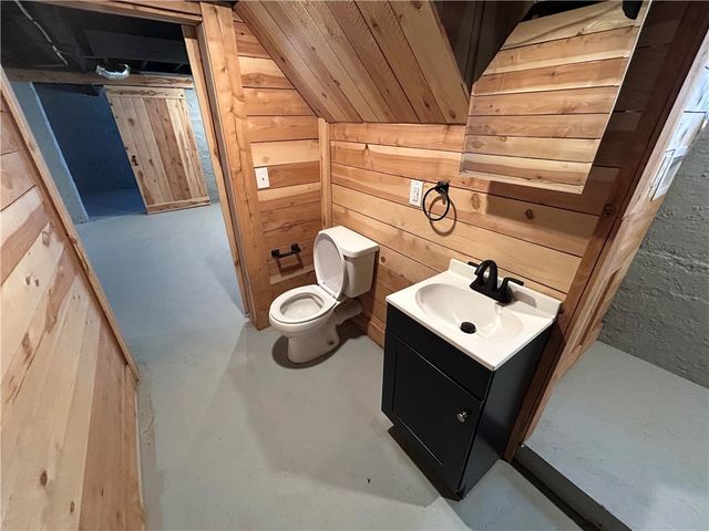 53 E Beechwood Avenue, Dayton, OH 45405