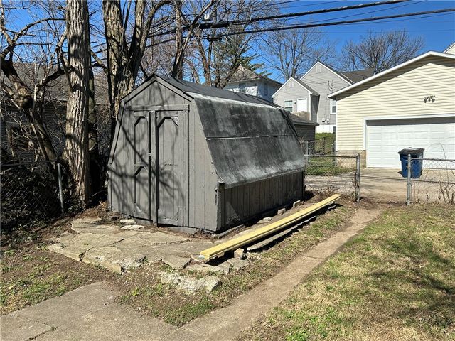 53 E Beechwood Avenue, Dayton, OH 45405