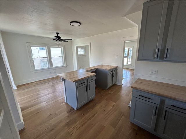 53 E Beechwood Avenue, Dayton, OH 45405