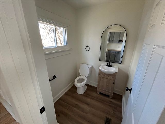 53 E Beechwood Avenue, Dayton, OH 45405