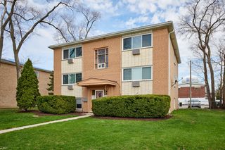 8805 Dee Road GN, Des Plaines, IL 60016