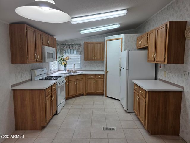 5613 S Hunt Avenue, Globe, AZ 85501