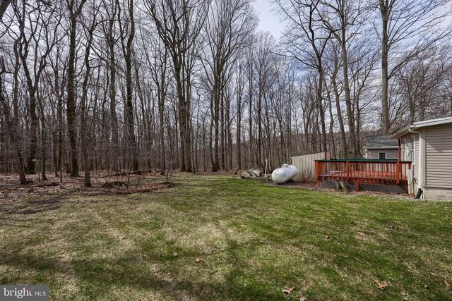 17 ASPEN DR, Manheim, PA 17545