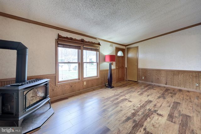 17 ASPEN DR, Manheim, PA 17545
