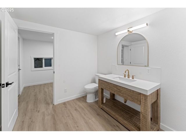 47875 ELGIN Ave, Oakridge, OR 97463