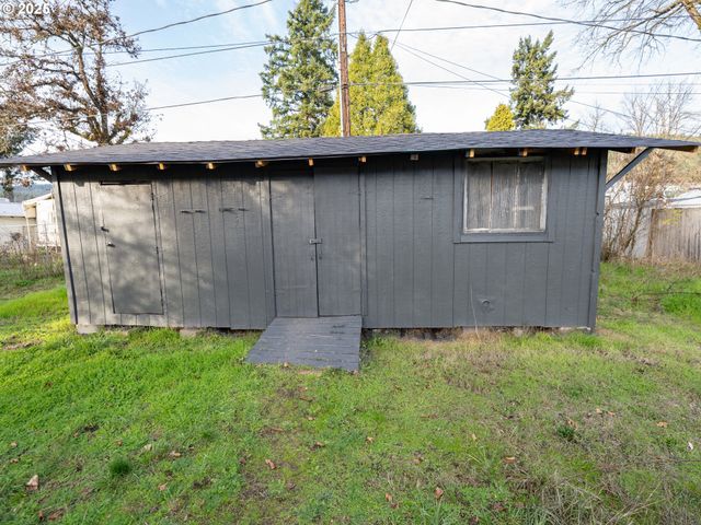 47875 ELGIN Ave, Oakridge, OR 97463