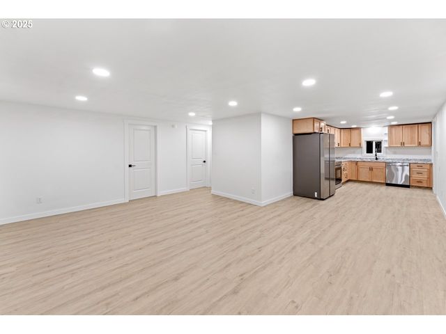 47875 ELGIN Ave, Oakridge, OR 97463