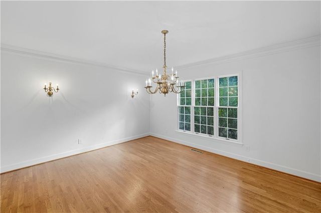 10 Buckingham Court, Cartersville, GA 30120