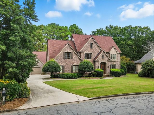 10 Buckingham Court, Cartersville, GA 30120