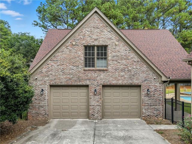 10 Buckingham Court, Cartersville, GA 30120