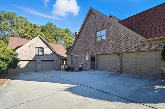 10 Buckingham Court, Cartersville, GA 30120