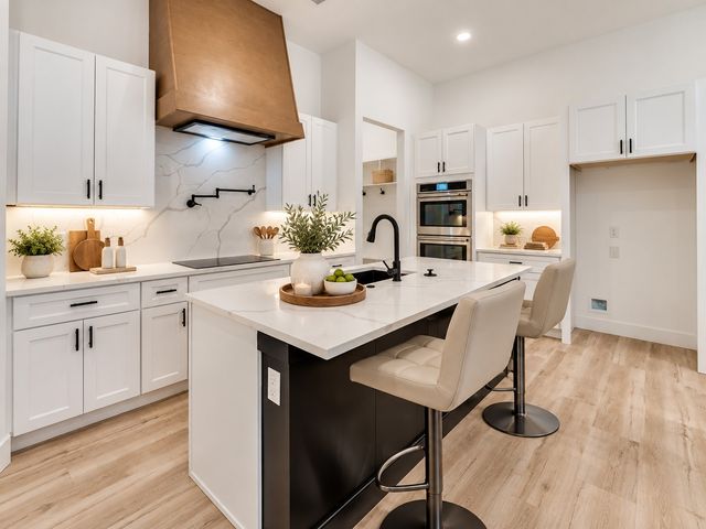 2804 Guymon Street, Dallas, TX 75212