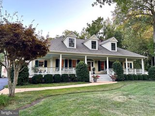 5831 OAK GROVE ST, Lorton, VA 22079