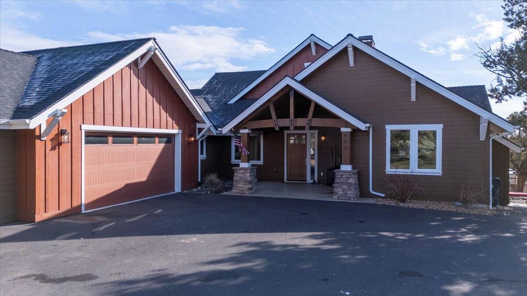 400 NW 89th Street, Redmond, OR 97756
