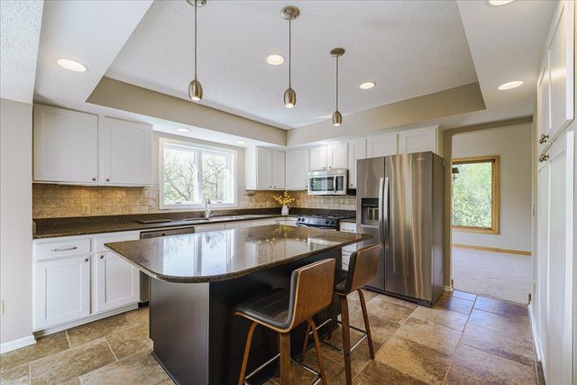 4112 Havenhill Circle, Eagan, MN 55123