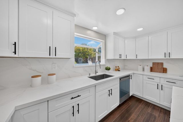10980 New Avenue, Gilroy, CA 95020