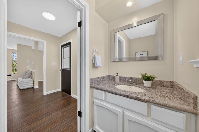 10980 New Avenue, Gilroy, CA 95020