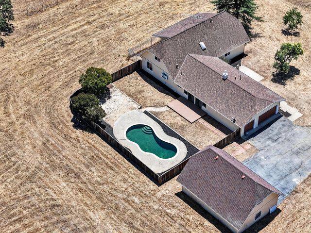 10980 New Avenue, Gilroy, CA 95020