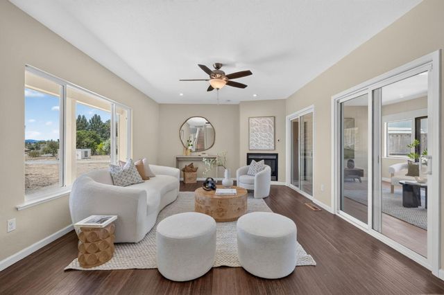 10980 New Avenue, Gilroy, CA 95020