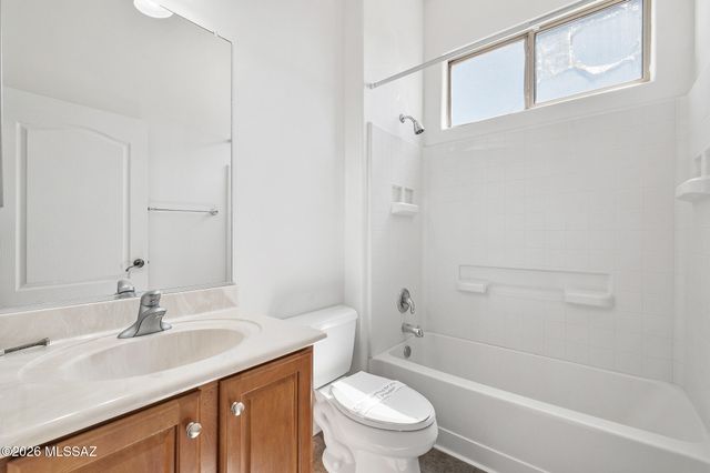 1053 S Seldon Place, Vail, AZ 85641