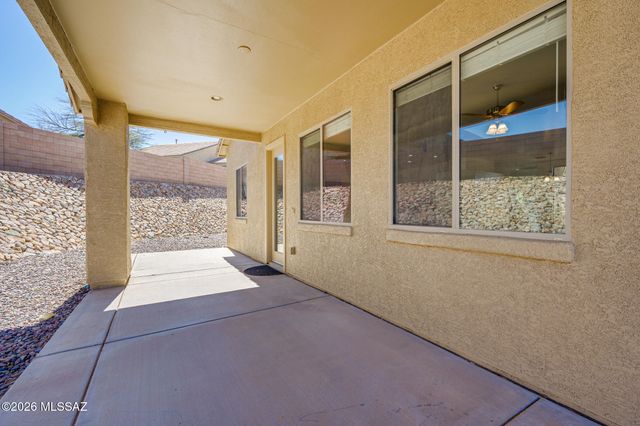 1053 S Seldon Place, Vail, AZ 85641