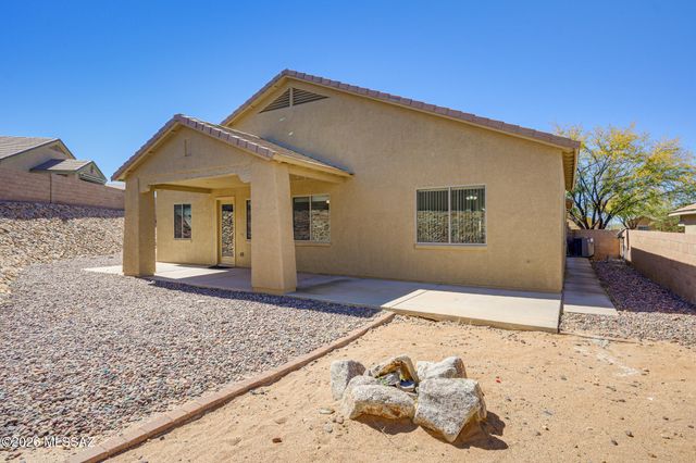 1053 S Seldon Place, Vail, AZ 85641