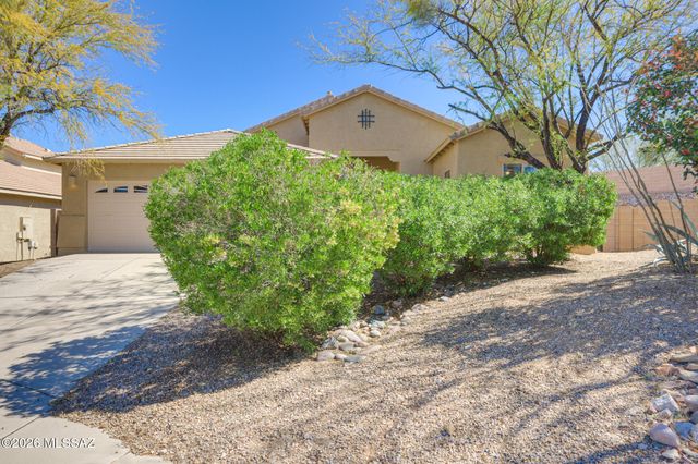 1053 S Seldon Place, Vail, AZ 85641