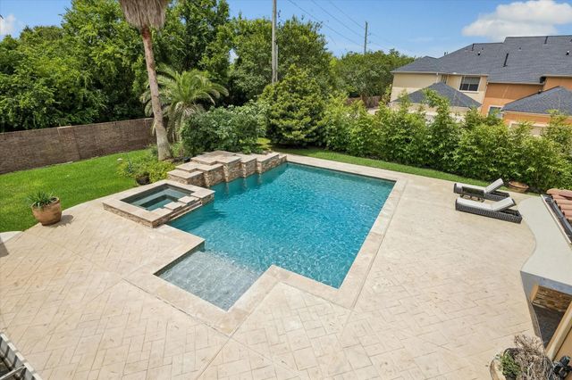 14339 Shadow Garden Lane, Houston, TX 77077
