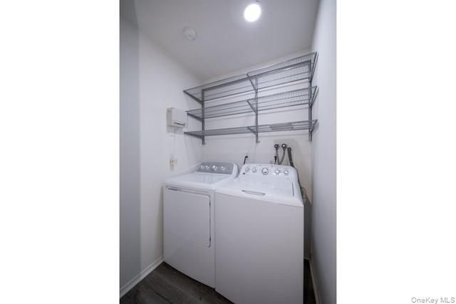 40 Neal 40, Setauket, NY 11733