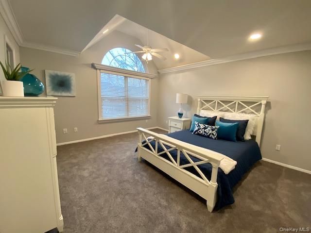 40 Neal 40, Setauket, NY 11733