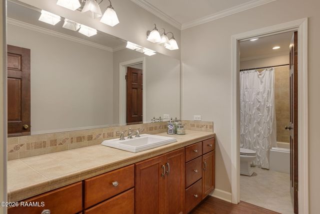 101 Mountainside Drive, Lafayette, LA 70503