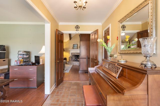 101 Mountainside Drive, Lafayette, LA 70503