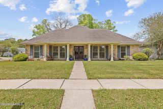 101 Mountainside Drive, Lafayette, LA 70503