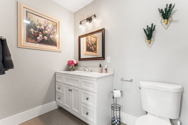 230 Southbridge Rd, Charlton, MA 01507