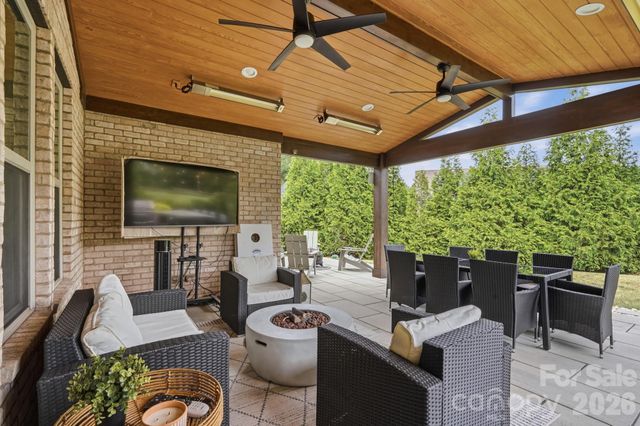 7437 Basie Park Court, Charlotte, NC 28277