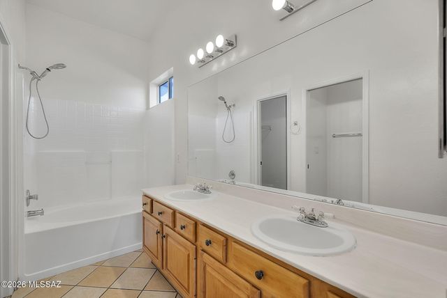 1181 Avenida Gloriosa, Rio Rico, AZ 85648