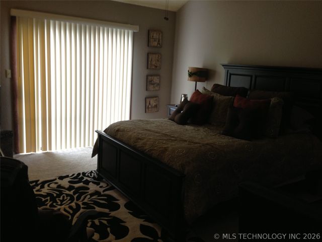 5521 E 51st Street 8-B, Tulsa, OK 74135