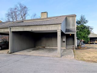 5521 E 51st Street 8-B, Tulsa, OK 74135