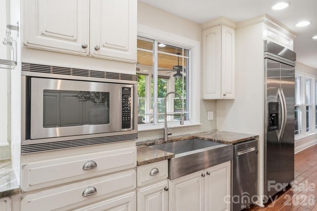 2113 Bon Villa Way, Tega Cay, SC 29708