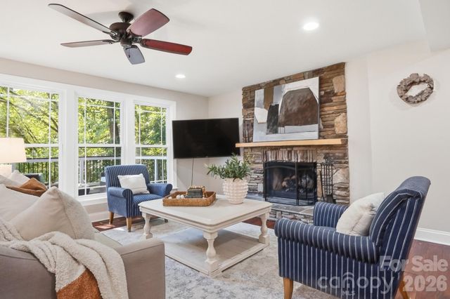 2113 Bon Villa Way, Tega Cay, SC 29708