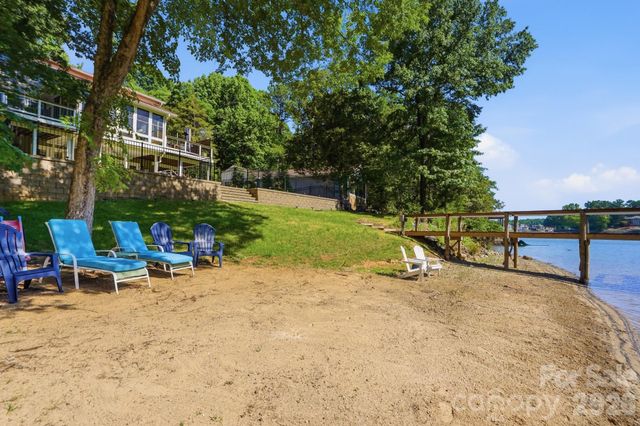 2113 Bon Villa Way, Tega Cay, SC 29708