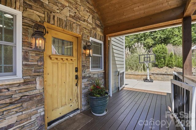 2113 Bon Villa Way, Tega Cay, SC 29708