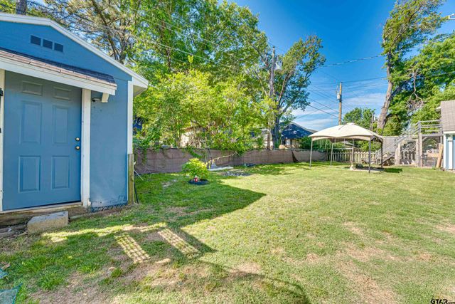 261 Harbor Dr, Gun Barrel City, TX 75156