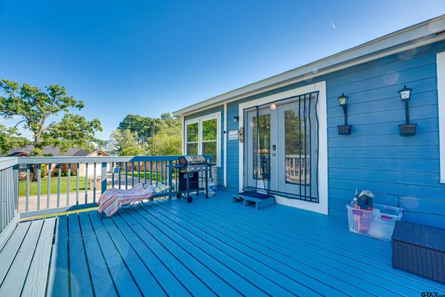 261 Harbor Dr, Gun Barrel City, TX 75156